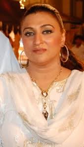 Farida Shabbir is a name that shot to fame during the 1990s when the drama &#39;Pas-e-Aaina&#39; went on air. Farida played a supporting role in the police drama ... - avatar80