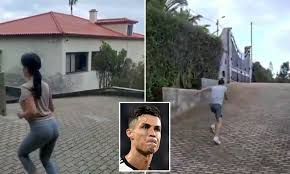 590 x 400 jpeg 37 кб. Cristiano Ronaldo Moves Into 3 5k A Week Rented Home In Quiet Fishing Village On Island Of Madeira Daily Mail Online