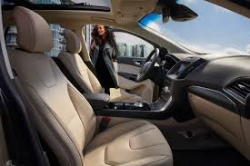 interior e does the 2019 ford edge