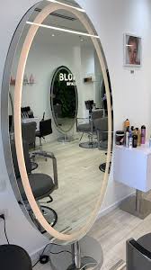 beauty salon makeup mirror