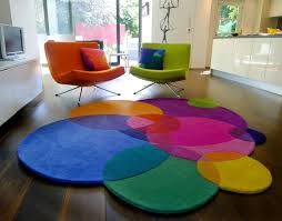 Искаш ли красив, цветен килим за твоя хол или спалня? Ovalni I Krgli Kilimi V Interiora 30 Snimki