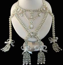 top 10 most expensive necklaces in the