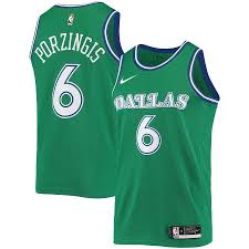 Most popular in dallas mavericks. Men S Dallas Mavericks Kristaps Porzingis Nike Green Hardwood Classics 2020 21 Swingman Jersey Classic Edition