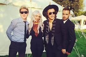 lou teasdale opens up about touring