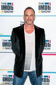 Elliot stabler returns to law and order. Nbc Sets April 1 Premiere For Law Order Organized Crime In A Two Hour Crossover Daily Mail Online
