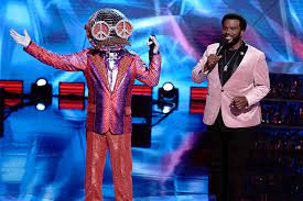 You can find the list of craig robinson tour dates here. The Masked Dancer Host Craig Robinson On Which The Office Star He D Recognize If They Competed Ew Com