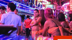 Kawasan tersebut merupakan tempat lokalisasi hiburan malam paling tersohor di bangkok. Pegawai Wanita Tempat Hiburan Malam Di Bangkok Thailand Youtube