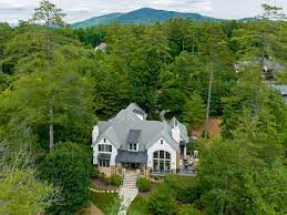 luxury homes in asheville nc