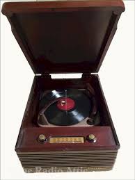 emerson 703 series b phonograph 1951