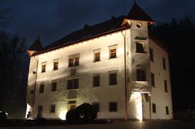 The 12th century kamen castle lies just. Lambergh Chateau Hotel Begunje Na Gorenjskem Therme Und Wellness Slowenien Slowenien Preis Last Minute Sonderangebote Unterkunft