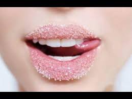 diy lip scrub using sugar honey and