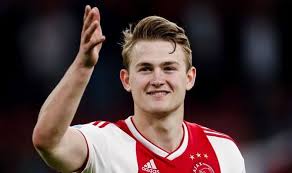 De ligt's red card came after 55 minutes, seconds after donyell malen spurned a good chance, and the czechs took full. Man Utd And Man City Claim Made About Matthijs De Ligt Amid Juventus And Psg Decision Football Sport Express Co Uk