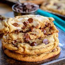 giant chewy chocolate chip cookies