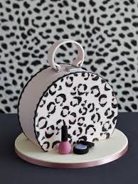 vanity case cake zoe clark cakes