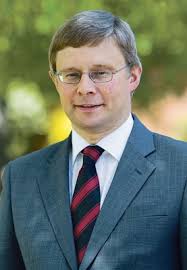 Ian Coombes, Headmaster of Kilkenny College. Last week&#39;s Budget for 2012 set out new measures that will raise the pupil-teacher ratio in Ireland&#39;s ... - 47723_thumb