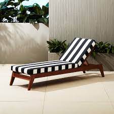 filaki outdoor patio lounger with black