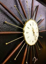 Vintage Lux Starburst Wall Clock
