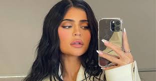 kylie jenner s 20 best nail looks prove