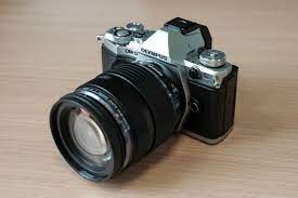 It doesn't cost you anything extra and helps keep this site running! Olympus Om D E M5 Mark Ii Wikipedia