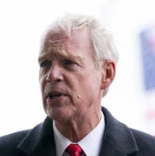 Senator johnson feels healthy and is not experiencing symptoms. Ron Johnson Touted Hydroxychloroquine In A Senate Hearing
