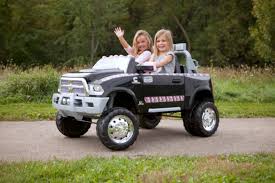 Cars for children combines fine craftsmanship and design with high quality materials and advanced engineering to create a car your child will cherish for years. My Other Car S A Mini 10 Kiddie Cars That Match Mom S And Dad S News Cars Com