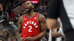 With hands e stimated at 1025 inches long and 12 inches wide the big man was able to easily pull down rebounds and keep the ball away from opponents. Kawhi Leonard S Hands Among Reasons Raptors Star Had Nfl Future Heavy Com