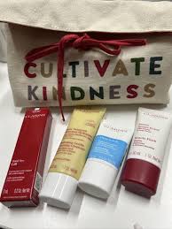 bnwt clarins feed cultivate kindness