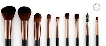 by nature makeup brushes