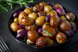 roasted baby potatoes with thyme and