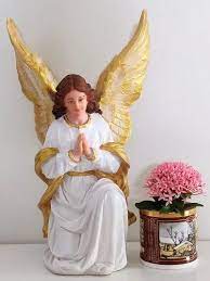 Golden Guardian Angel Statue