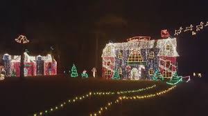 outdoor christmas light attractions