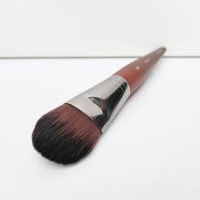 make up for ever large foundation brush