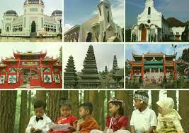 Agama di indonesia memegang peranan penting dalam kehidupan masyarakat. Indahnya Keberagaman Agama Dan Suku Yang Menyatukan Indonesia Bengkuluinteraktif Com