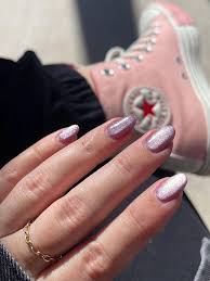 velvet nails