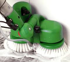 the bgcc1000 battery floor scrubber