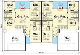 Split Bedroom House Plan