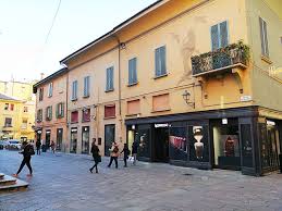 Casa di lucio dalla is situated nearby to ghetto ebraico, close to corte de' galluzzi. Bologna Il Tour Sui Luoghi Di Lucio Dalla I Viaggi Di Dante