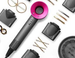 The 6 Hair-Styling Tools We Use On A Regular Basis