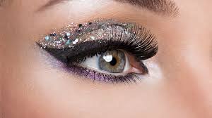 how to apply glitter eyeshadow like a