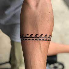 tatouage bracelet avant bras homme signification