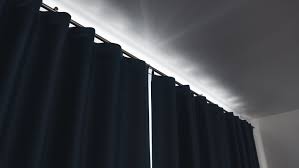 can blackout curtains really help keep