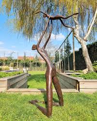 Modern Bronze Artwork Garden Sculpture