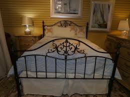 Havertys Elizabeth Bed At The Missing Piece