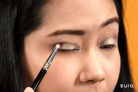 3 easy monolid eye makeup looks to