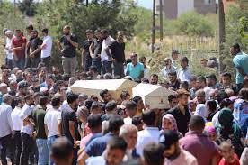 Victims of Mardin, Gaziantep traffic accidents laid to rest