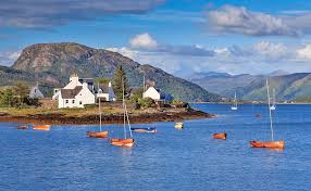 14 top rated small towns in scotland