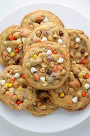 White Chocolate Reese S Pieces Peanut Butter Chip Cookies Mom S Easy  gambar png