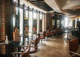 This helps the stylist see your true hair (wavy, straight, etc.) in order to determine the best cut for you. 10 Of The Most Loved Affordable Hair Salons In Metro Manila Booky