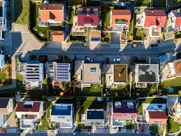 Jedoch ist im mehrgenerationenhaus eine separate, meist kleinere wohnung enthalten, in der beispielsweise die. Eigenheimwechsel Wie Sie Gleichzeitig Ein Haus Kaufen Und Verkaufen