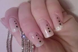 Looking for some nail ideas? 16 Simple Nail Art For Long Nails Ideas